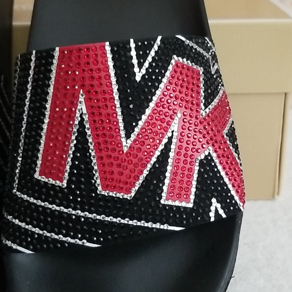 New Michael Kors Gilmore Slide Sandals - Picture 8 of 9